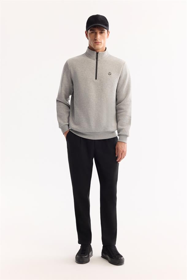 Gri Dik Yaka Fermuarlı 3 İplik Şardonlu Sweatshirt