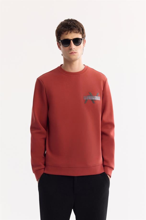 Kiremit Bisiklet Yaka Göğsü Hologram Baskı  İnterlok Sweatshirt
