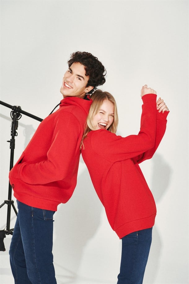 Kırmızı Kapüşonlu Yaka İçi Polarlı 3 İplik Pamuklu Unisex Sweatshirt