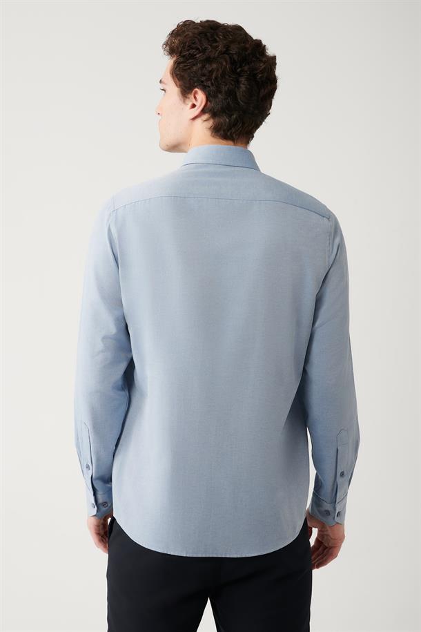 Koyu Mavi Düğmeli Yaka Kolay Ütülenebilir Oxford Pamuklu Regular Fit Standart Kesim Gömlek