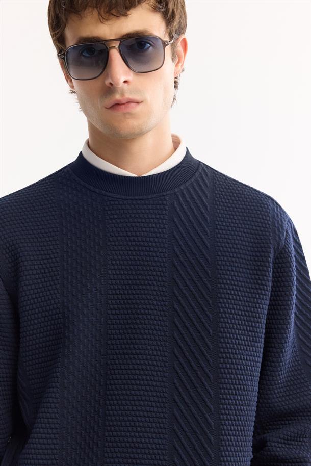 Lacivert Bisiklet Yaka Çizgili Jakarlı Sweatshirt