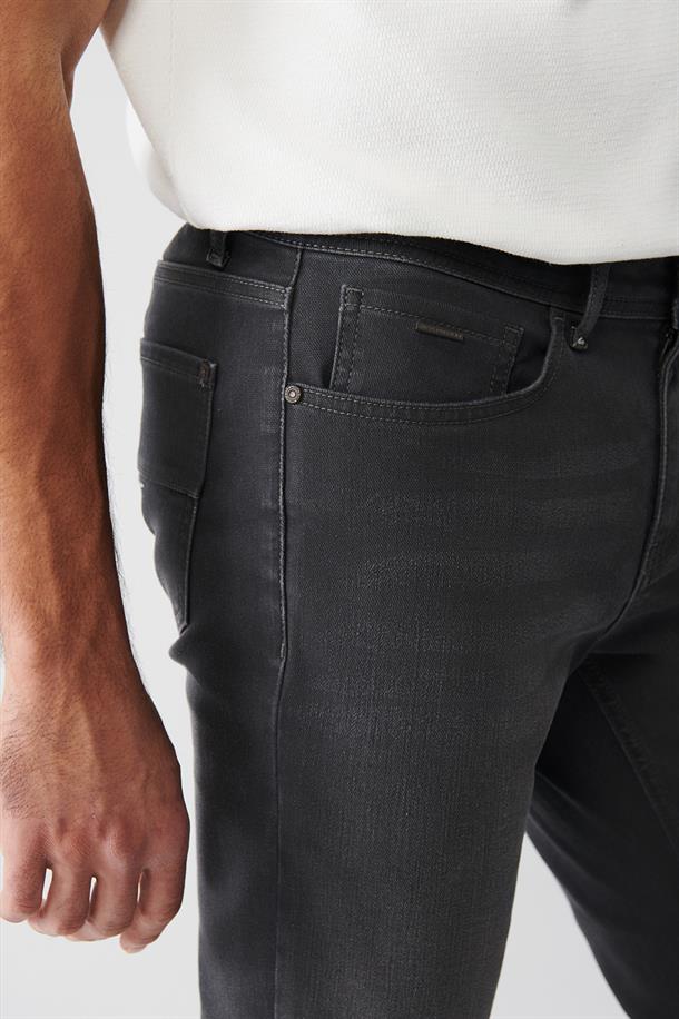 Lacivert Eskitme Yıkamalı Kaplamalı Örme Pantolon