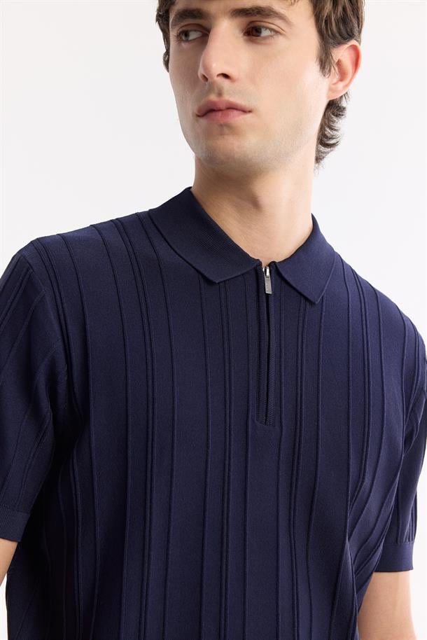 Lacivert Polo Yaka Fermuarlı Fitil Örgü Detaylı Rayon Triko T-shirt