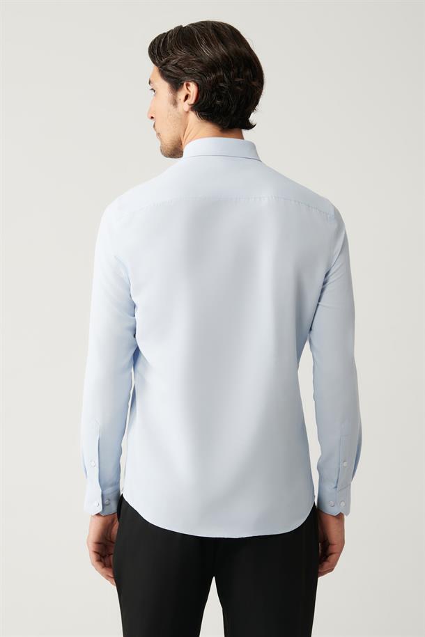 Mavi Klasik Yaka Kolay Ütülenebilir Pamuklu Slim Fit Özel Kutulu Gömlek