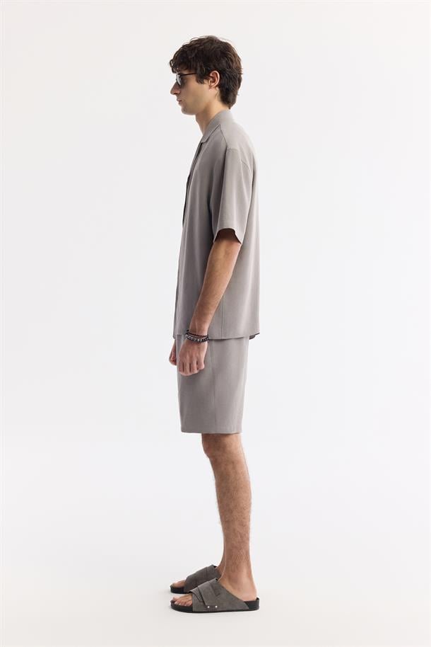 Nardo Gri Küba Yaka Modal Karışımlı Oversize Fit Kısa Kol Gömlek