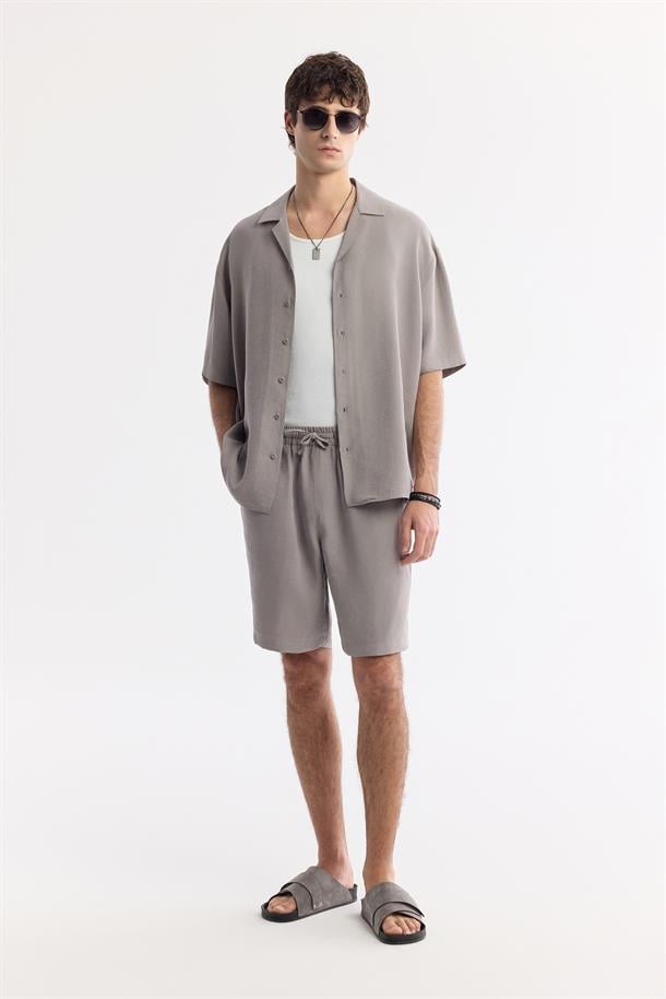 Nardo Gri Küba Yaka Modal Karışımlı Oversize Fit Kısa Kol Gömlek