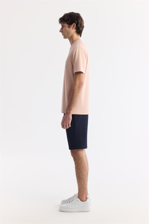 Pembe Bisiklet Yaka Hologram Baskılı İnterlok T-Shirt