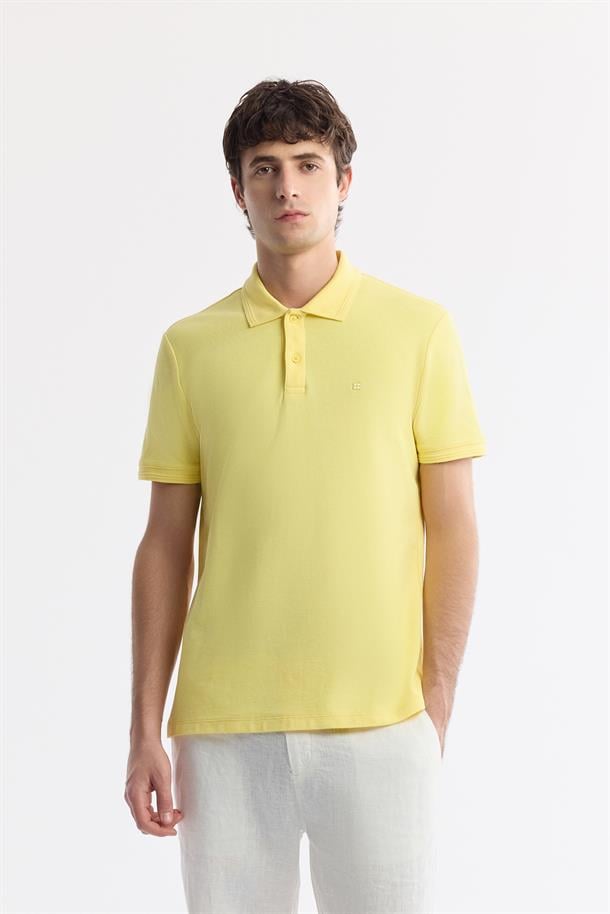 Sarı %100 Pamuk Hızlı Kuruyan Kıvrılmayan Polo Yaka T-Shirt