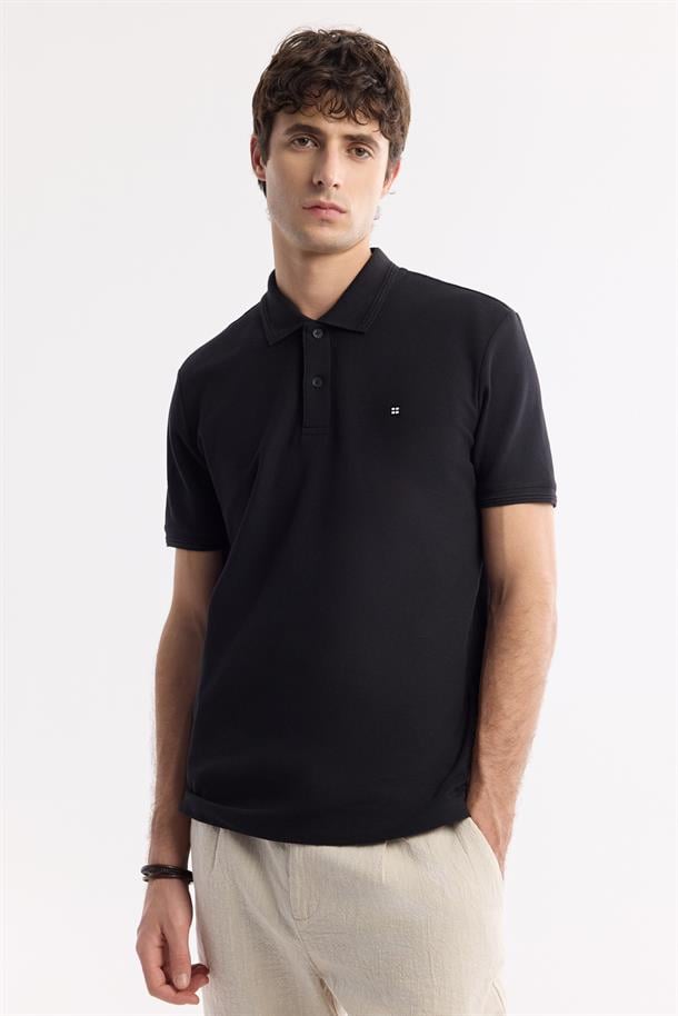 Siyah %100 Pamuk Hızlı Kuruyan Kıvrılmayan Polo Yaka T-Shirt