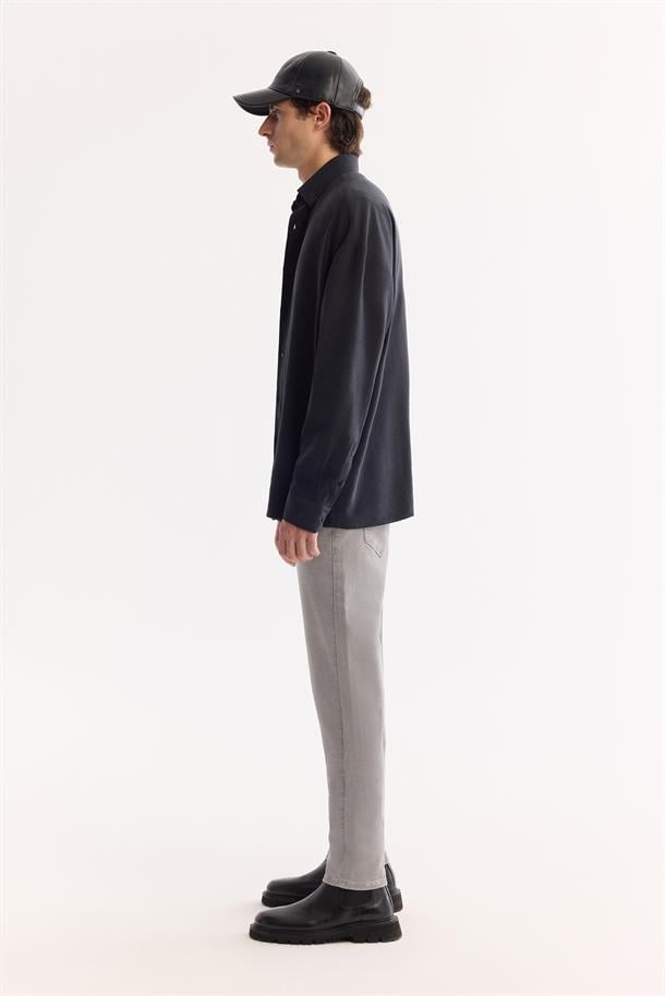 Siyah Alttan Britli Yaka Soft Touch Oversize Gömlek