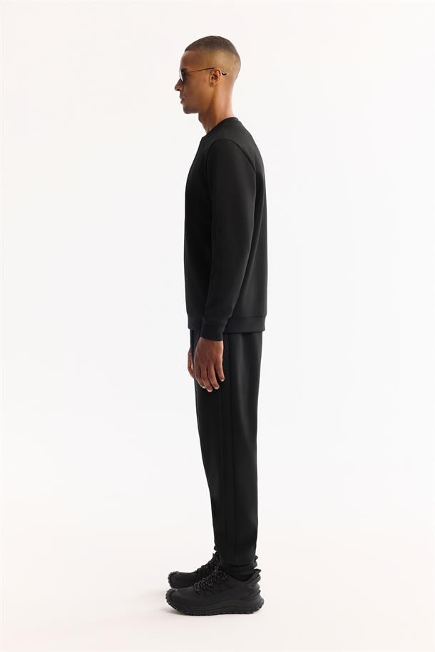 Siyah Bisiklet Yaka Fileksi Baskılı Nakış   İnterlok Sweatshirt