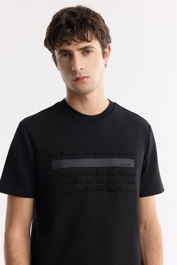 Siyah Bisiklet Yaka Flexi & Gofre Baskı Detaylı İnterlok T-Shirt
