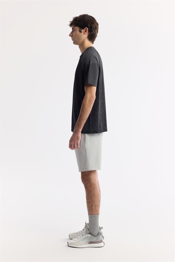 Siyah Bisiklet Yaka Geometrik Desenli Bloklu Teknik Kumaş Detaylı T-shirt