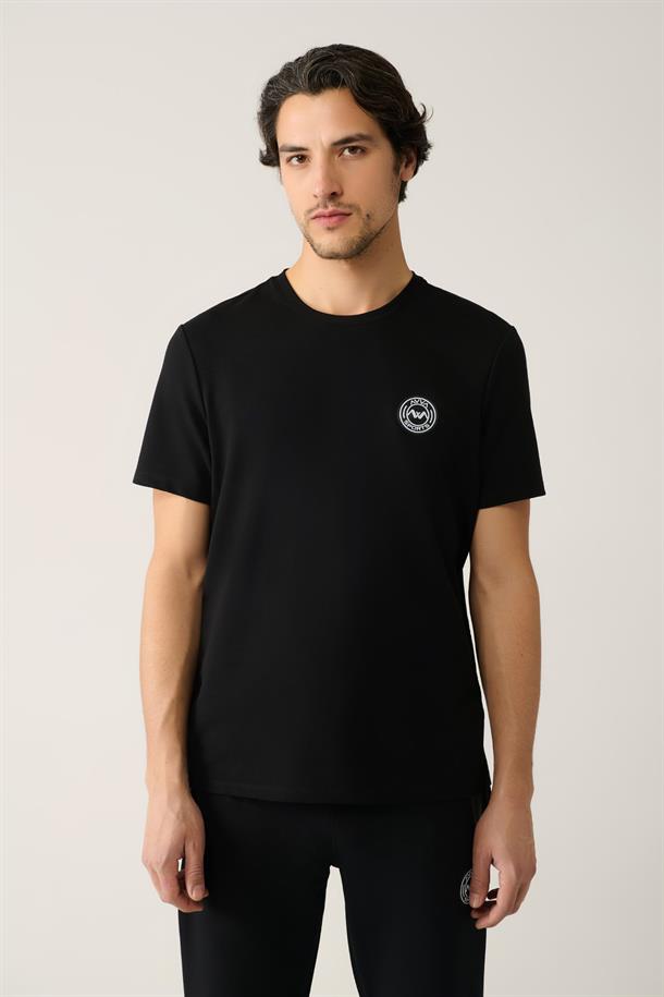 Siyah Bisiklet Yaka Jersey Kumaş Garnili Regular Fit T-Shirt