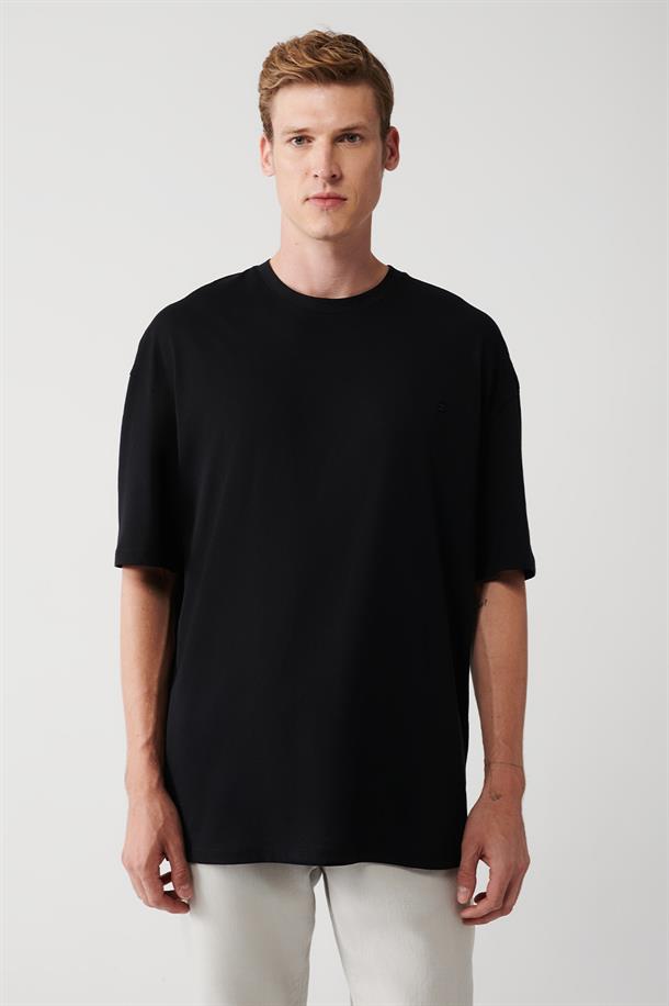 Siyah Bisiklet Yaka Oversize T-shirt