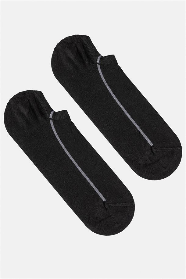 Siyah Çizgi Detaylı Patik Çorap
