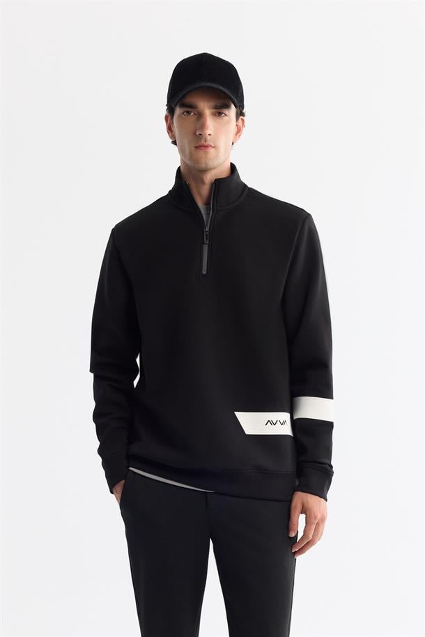 Siyah Dik Yaka Pamuklu Baskılı Elastan Sweatshirt