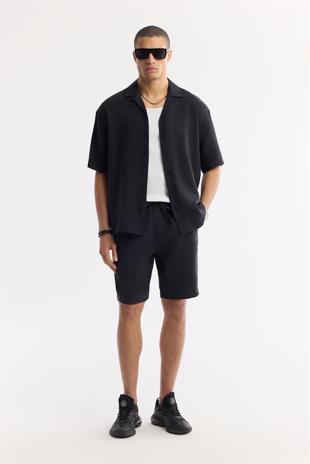 Siyah Küba Yaka Modal Karışımlı Oversize Fit Kısa Kol Gömlek