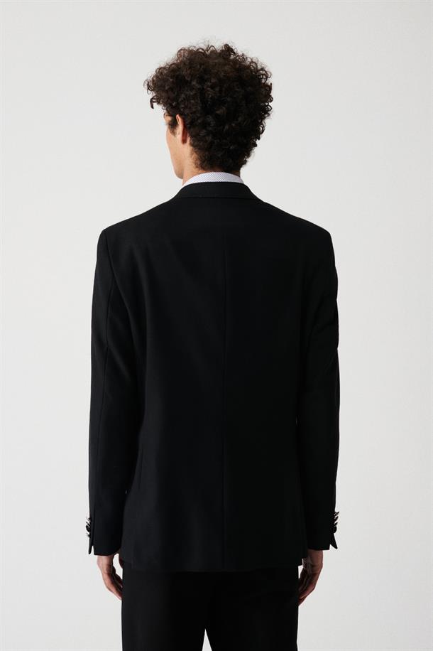 Siyah Mono Yaka Kapaklı Cepli Astarlı Çift Yırtmaçlı Metal Düğmeli Blazer Ceket
