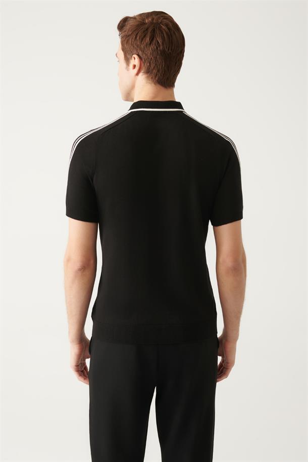 Siyah Polo Yaka Omuzu Çizgi Detaylı Triko T-shirt