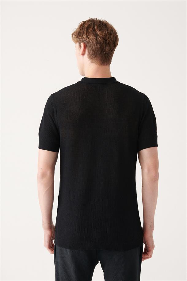 Siyah Polo Yaka Ön Bedeni Ajur Desenli Triko T-shirt