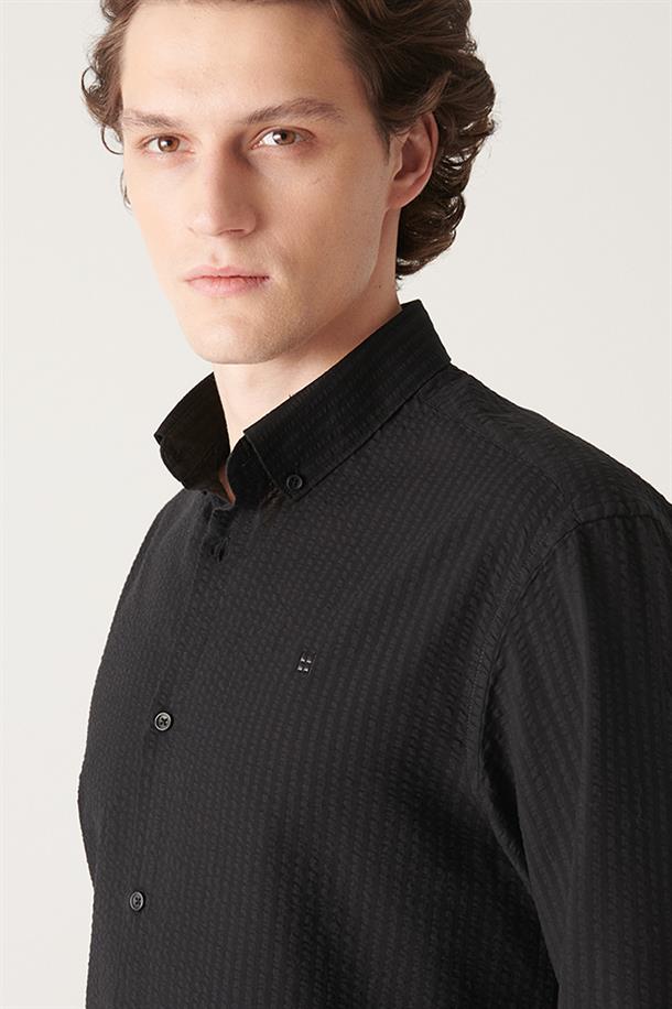 Siyah Seersucker Düğmeli Yaka Regular Fit Gömlek