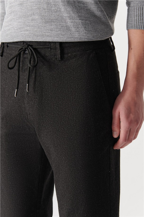 Siyah Yandan Cepli Beli Kordonlu Armürlü Relaxed Fit Pantolon