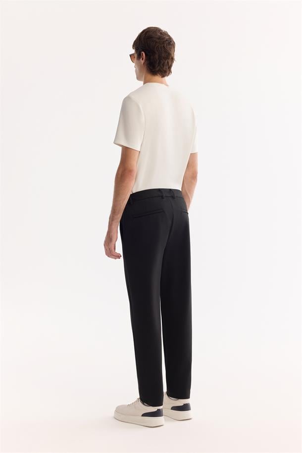 Siyah Yanları Lastikli Slim Fit Chino Pantolon