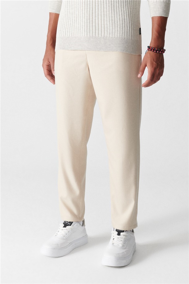 Taş Yandan Cepli Beli Lastikli Pile Detaylı Düz Relaxed Fit Pantolon