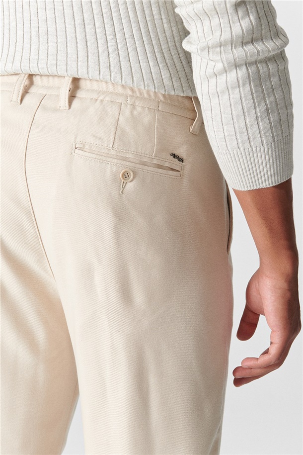 Taş Yandan Cepli Beli Lastikli Pile Detaylı Düz Relaxed Fit Pantolon