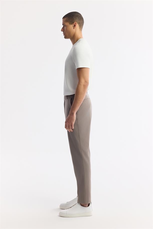 Vizon Yanı Lastikli Teknik Kumaş Nora Slim Fit Pantolon