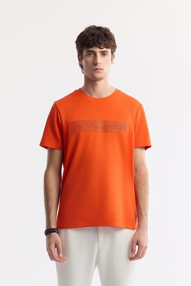 Turuncu Bisiklet Yaka Enjeksiyon Baskılı İnterlok T-Shirt