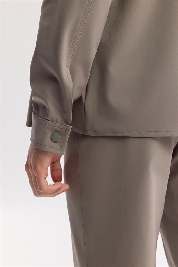 Vizon Klasik Yaka Cepli Comfort Fit Uzun Kol Gömlek Ceket
