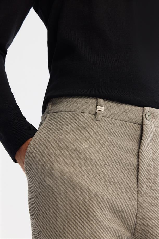Vizon Yandan Cepli Diyagonel Kumaş Slim Fit Takım Pantolon