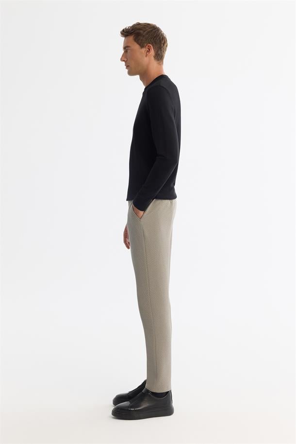 Vizon Yandan Cepli Diyagonel Kumaş Slim Fit Takım Pantolon