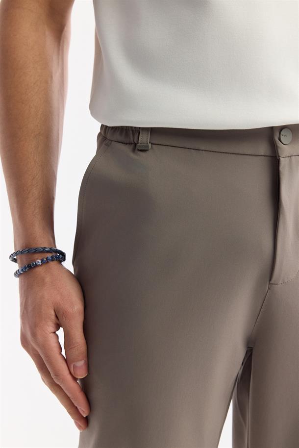 Vizon Yanı Lastikli Teknik Kumaş Nora Slim Fit Pantolon