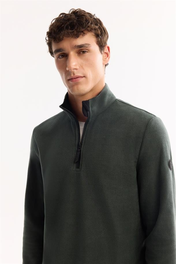 Yeşil Soğuğa Dayanıklı Yarım Fermuarlı Dik Yaka Polar Sweatshirt
