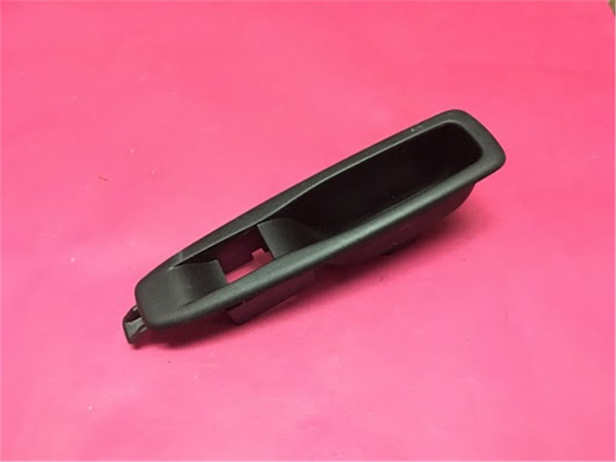 CLIOARKA KAPI İÇ TUTAMAĞI CLIO 4 OEK 829507217ROEKOEK 829507217R