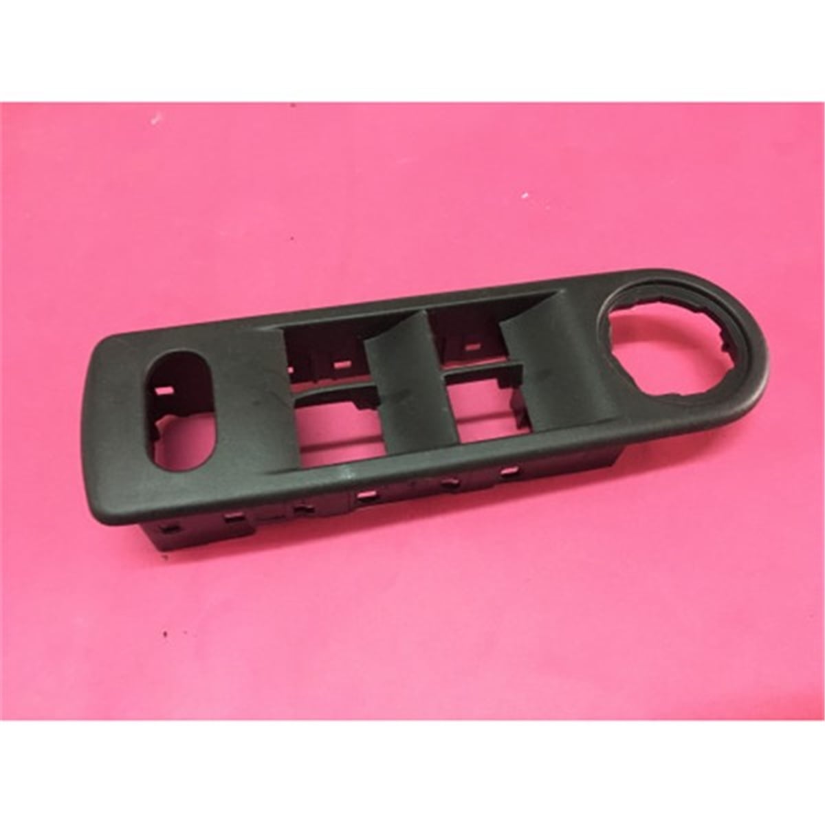 CLIOCAM DÜĞMESİ ÇERÇEVESİ SOL ÖN CLIO 4 OEK 809618236ROEKOEK 809618236R