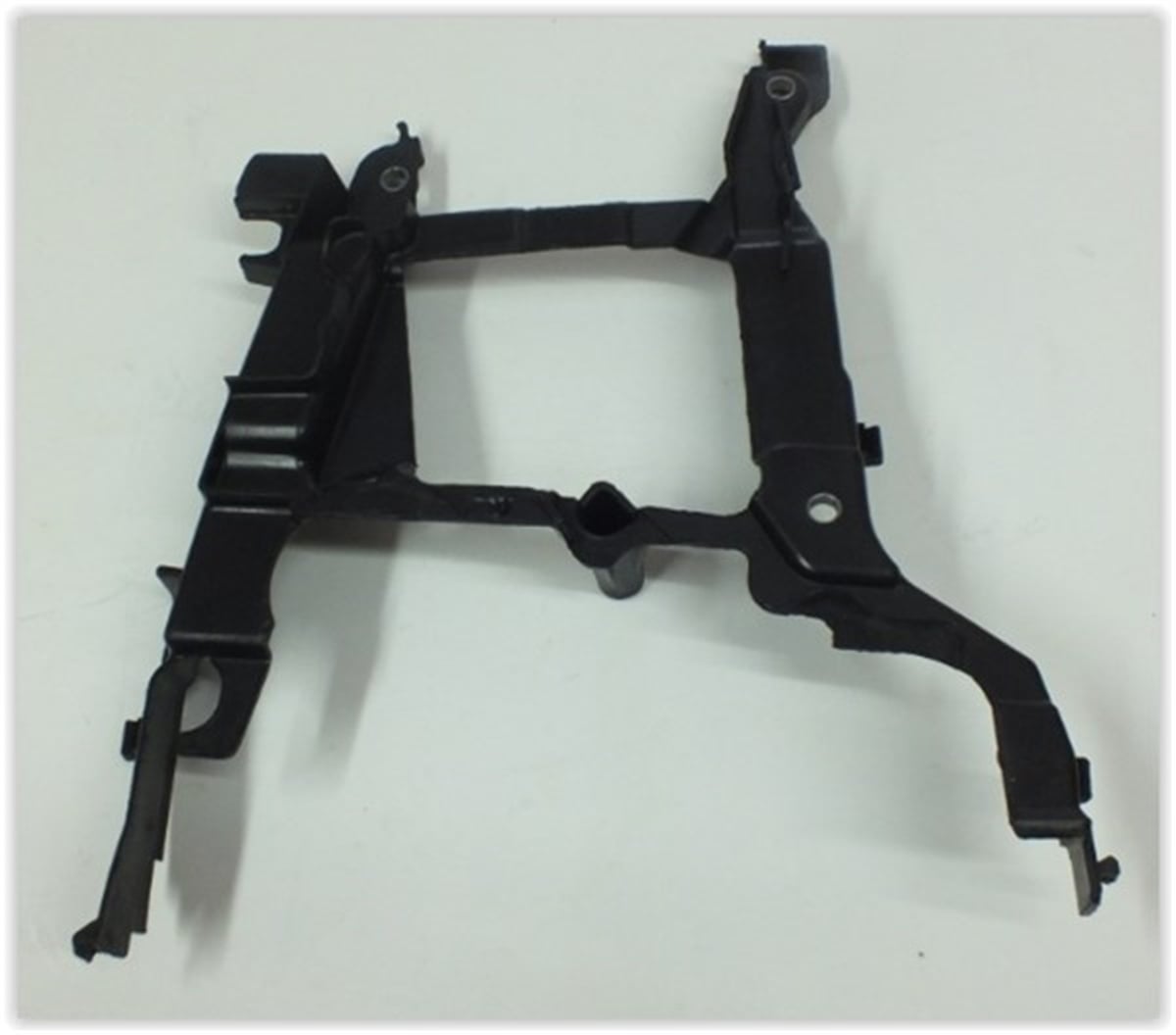 CLIOEKSANTRİK ALT KAPAĞI CLIO III-MEGANE II-III-FLUENCE-KANGOO II-MODUS-TWINGO-LOGAN-DUSTER-LODDY-DOKER K9K 135029443R-135024340R OEK 135024451ROEKOEK 135024451R