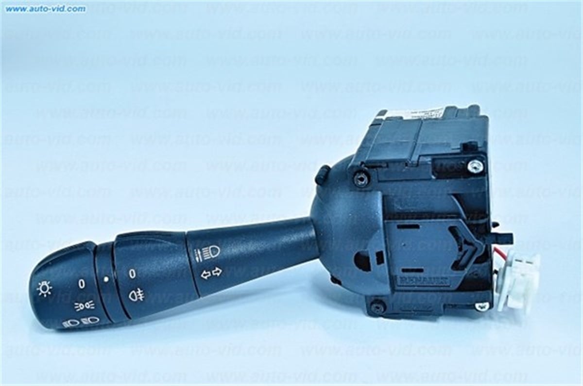 CLIOFAR SİNYAL KOLU DUSTER 10 LOGAN II-SANDERO II 12 CAPTUR-CLIO IV-TWINGO III ARKA SİS LAMBASİ İLE OEK 8201167977OEKOEK 8201167977