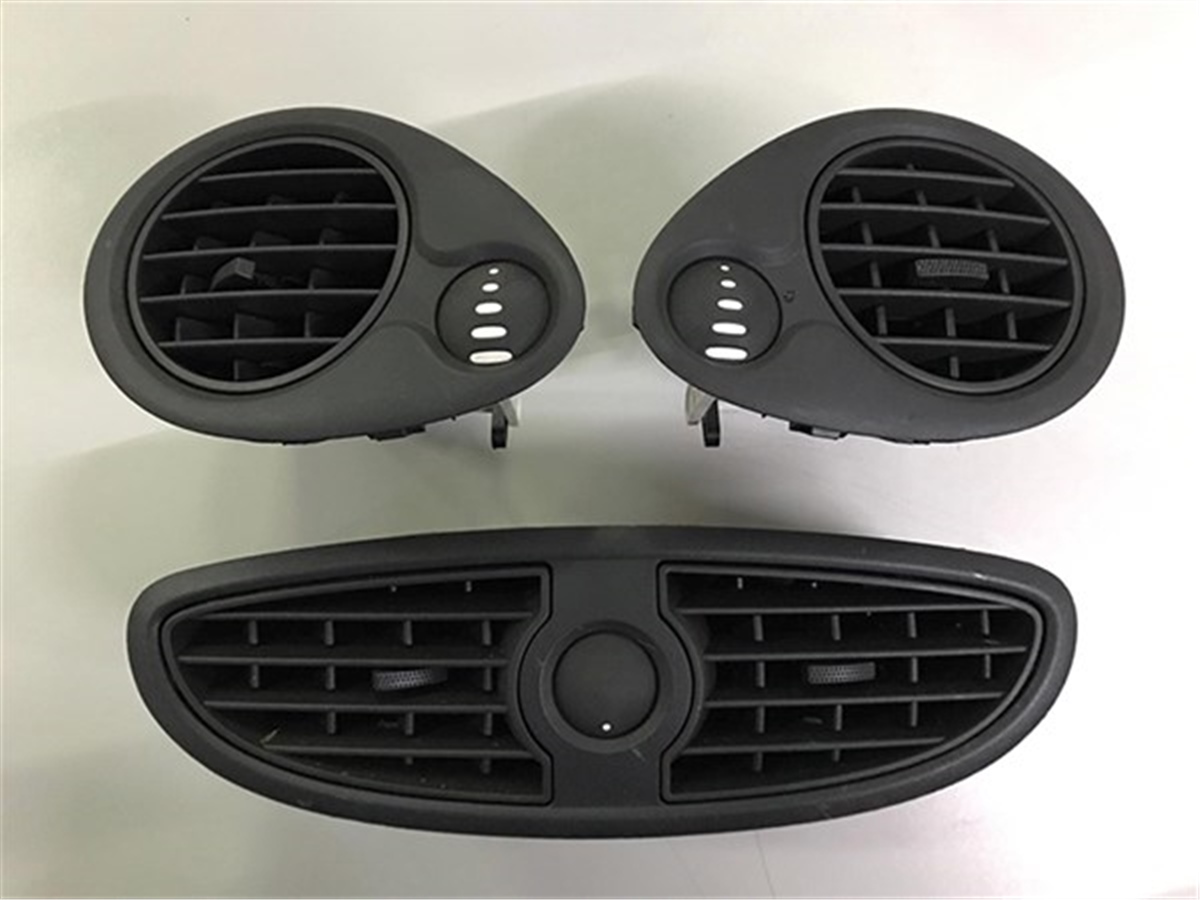 CLIOHAVALANDIRMA IZGARASI ORTA SAĞ SOL KOMPLE TAKIM CLIO III MAT SİYAH OEK 7701208584-TKOEKOEK 7701208584-TK