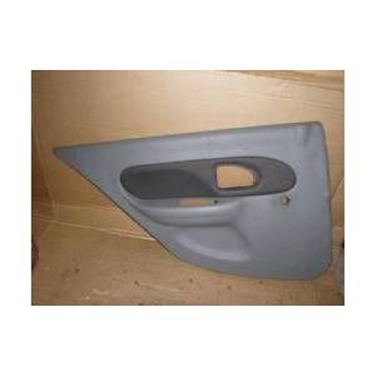 CLIOKAPI PANOSU ÖN SOL CLIO OEK 8200751974OEKOEK 8200751974