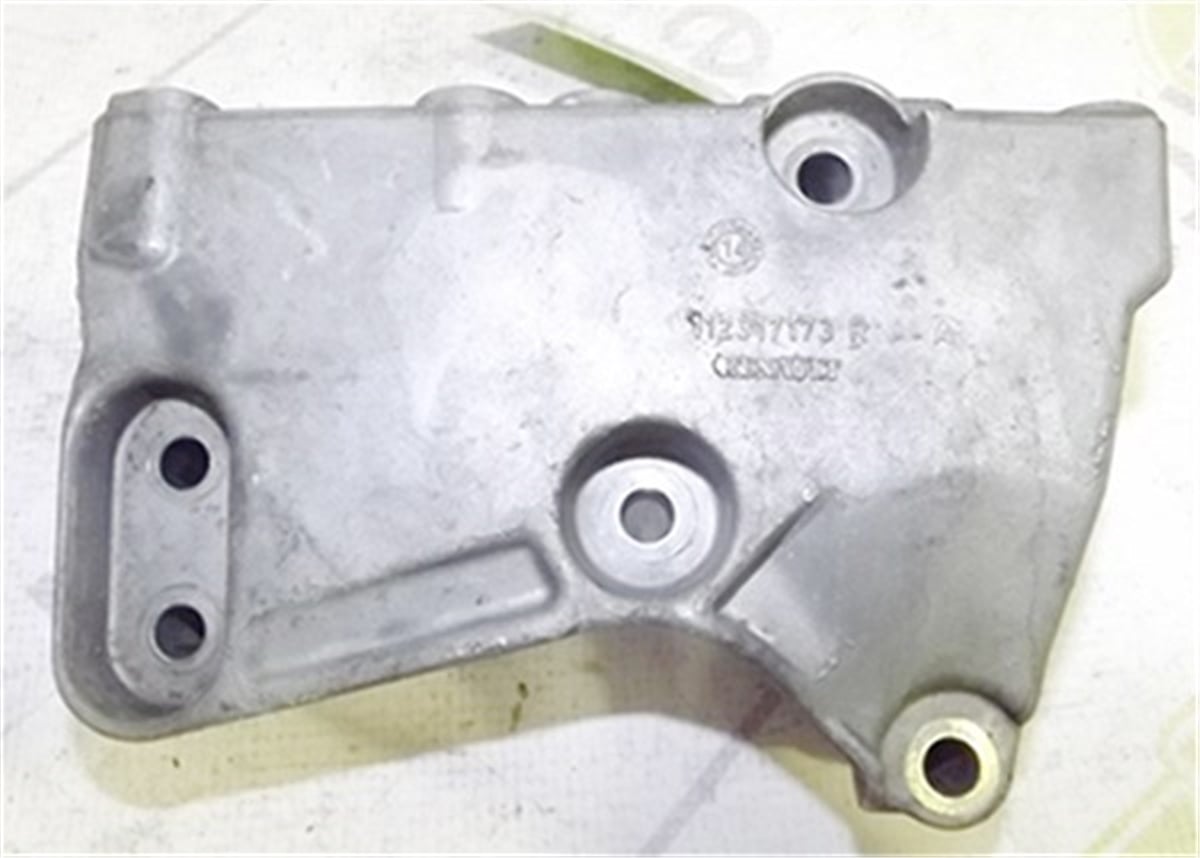 CLIOMOTOR BAĞLANTI AYAĞI MOTOR TAKOZU CLIO IV SYMBOL JOY-DOKKER-LODGY-LOGAN-SANDERO OEK 112317173ROEKOEK 112317173R