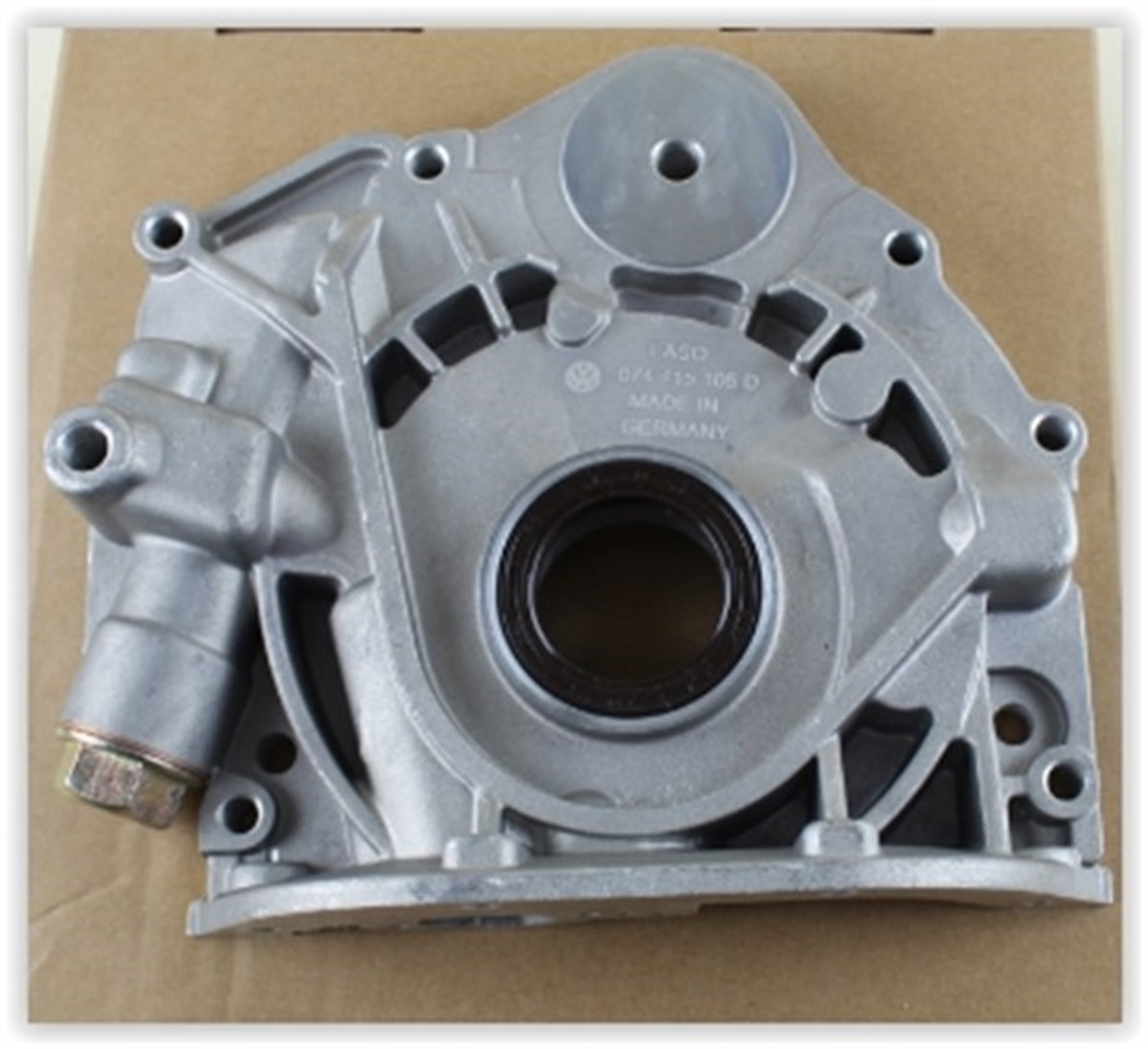 CRAFTERYAĞ POMPASI LT35 96-06 -CRAFTER 06 T4 96-03 -A6 94-97 2.5 TDI OEK 074115105AOEKOEK 074115105A