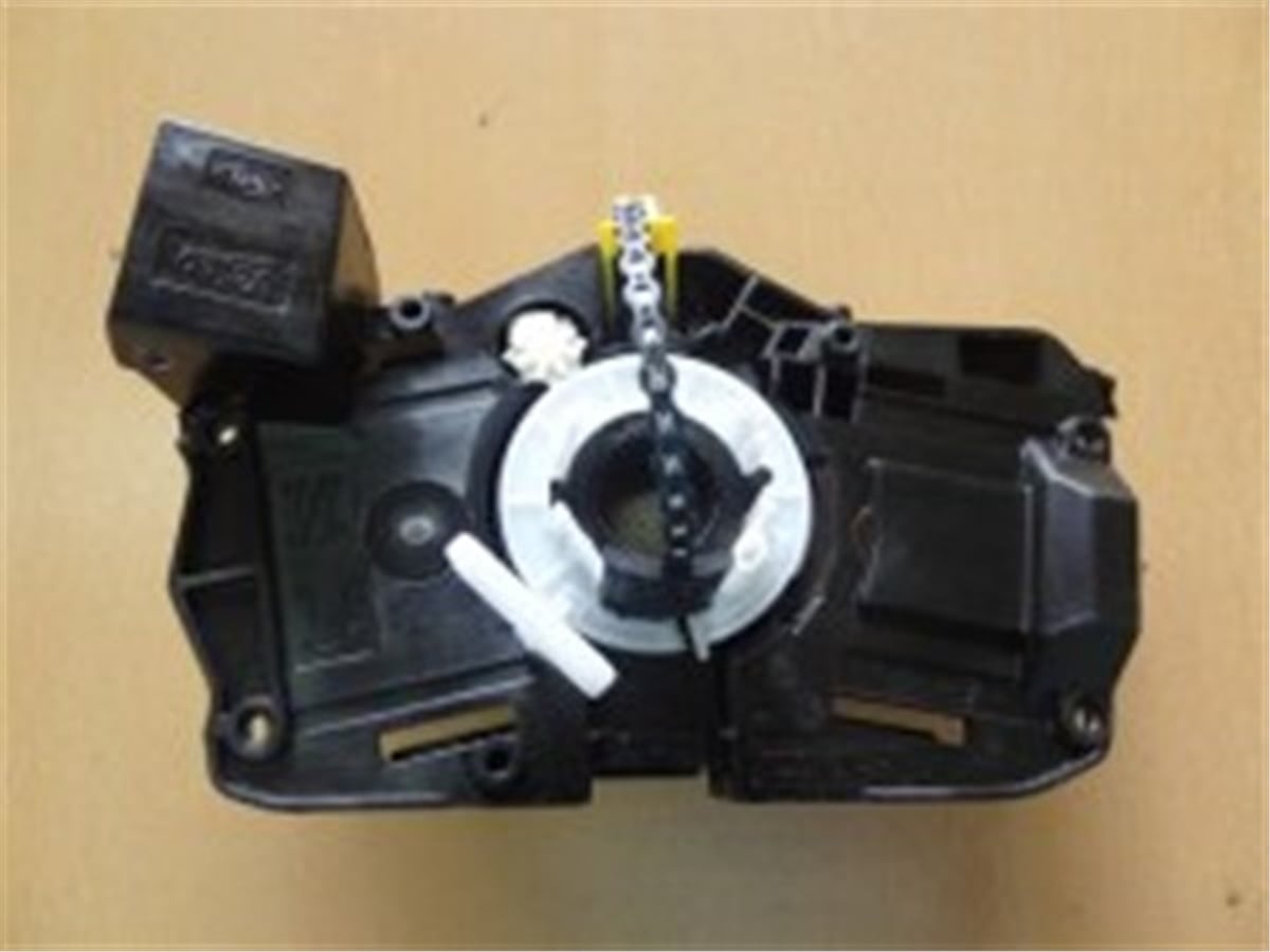 DUSTERİKAZ KOL BAĞLANTI PARÇASI AIRBAG SARGISI SANDERO II-LOGAN II-LODGY-DOKKER-DUSTER TEMPOMAT YOK OEK 255677340ROEKOEK 255677340R