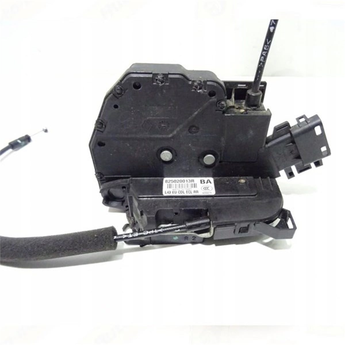 LATITUDEARKA KAPI KİLİDİ SAĞ LATITUDE OEK 825020013ROEKOEK 825020013R