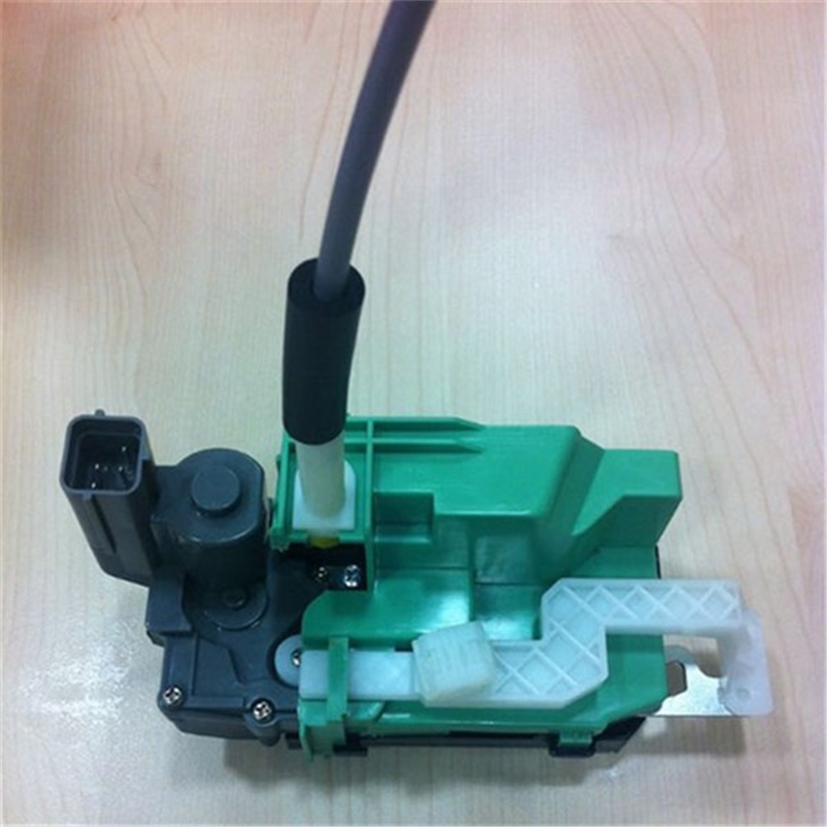 LINEAKAPI KİLİDİ ARKA SOL KABLOLU LINEA MOTORTEC TFS0175MOTORTECMOTORTEC TFS0175