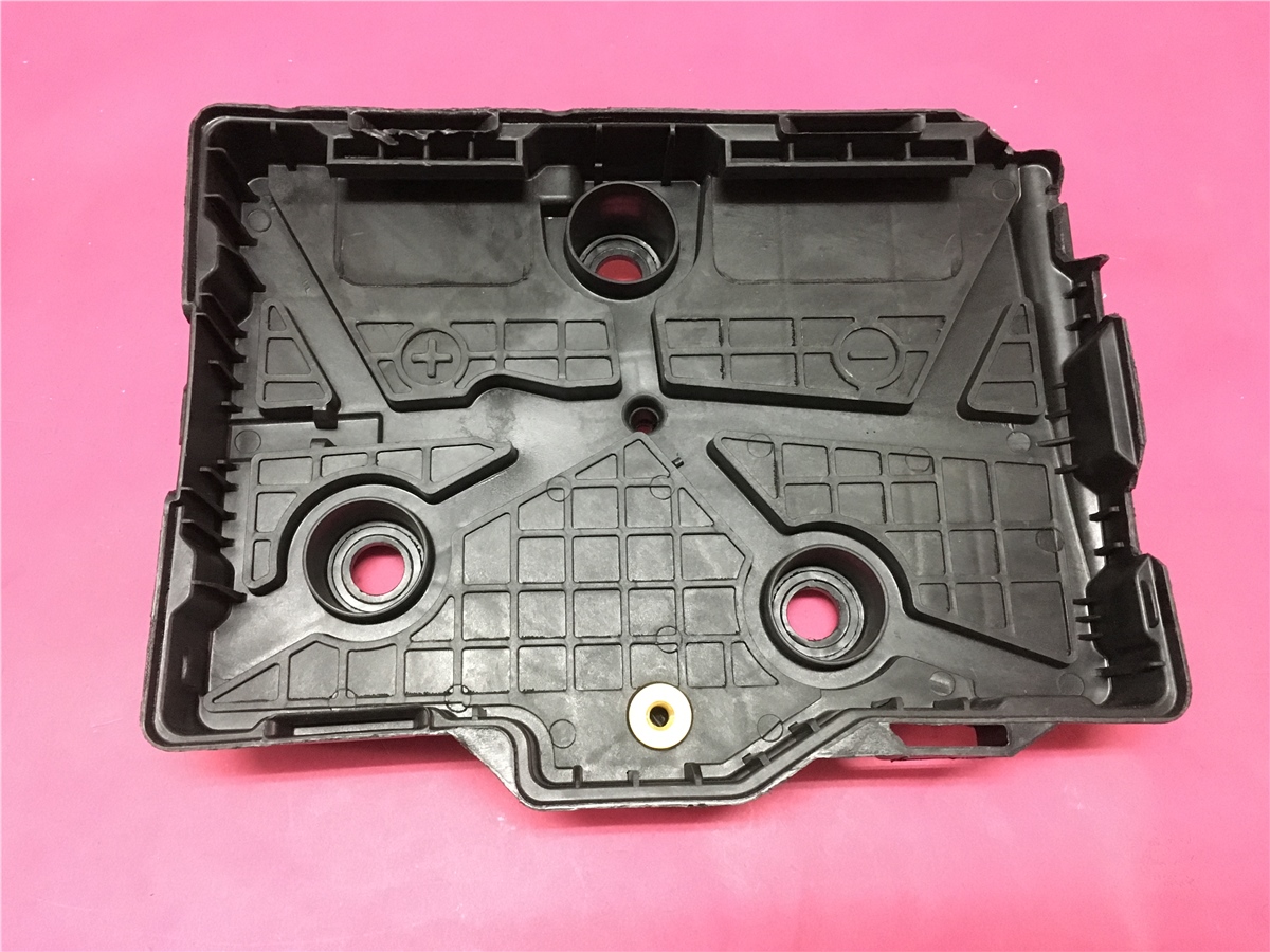 YEDEK PARÇAAKÜ ALT PLASTİĞİ ORJİNAL CLİO IV/CAPTURGNG*MRT-0210