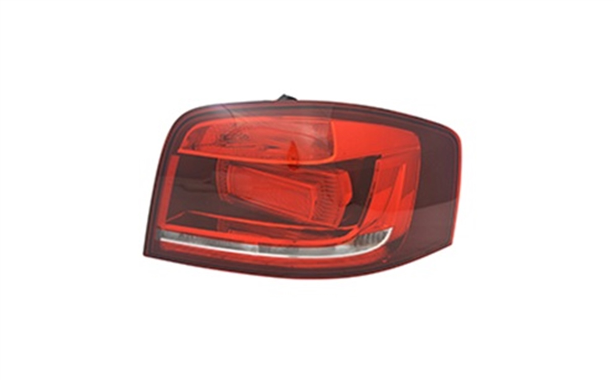 YEDEK PARÇAAUDI A3 ARKA STOP 3 KAPI SAĞ 09-12 ORJİNAL REF. NO: 8P3945096B UYUMLU AUD10A3026DEGAAUD10A3026